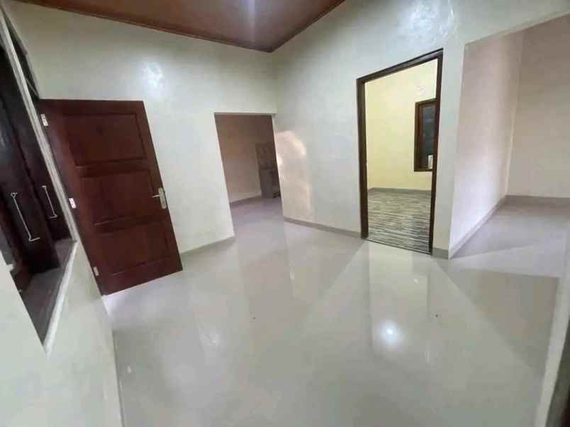 dijual rumah purwomartani