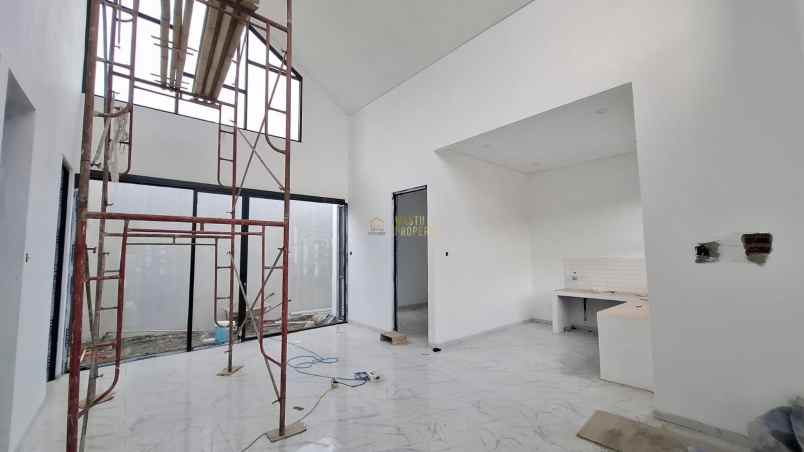 dijual rumah purwomartani kalasan