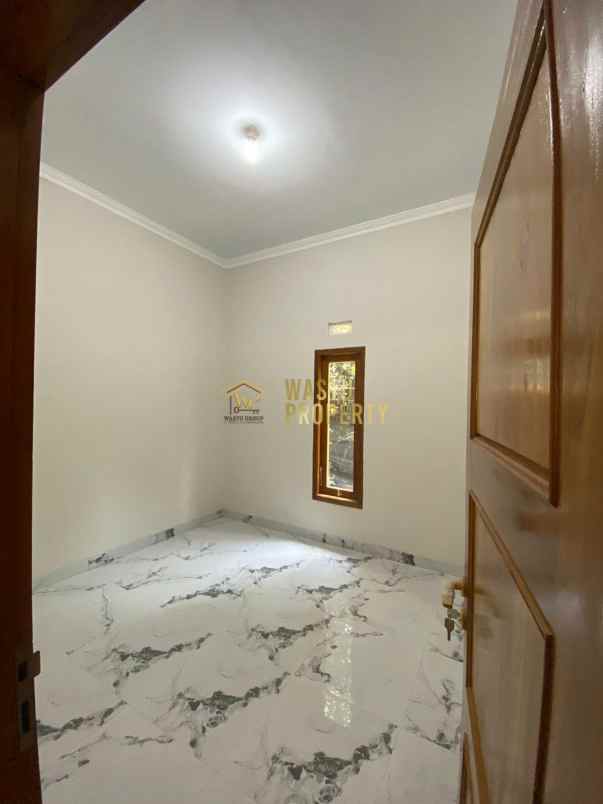 dijual rumah purwomartani kalasan