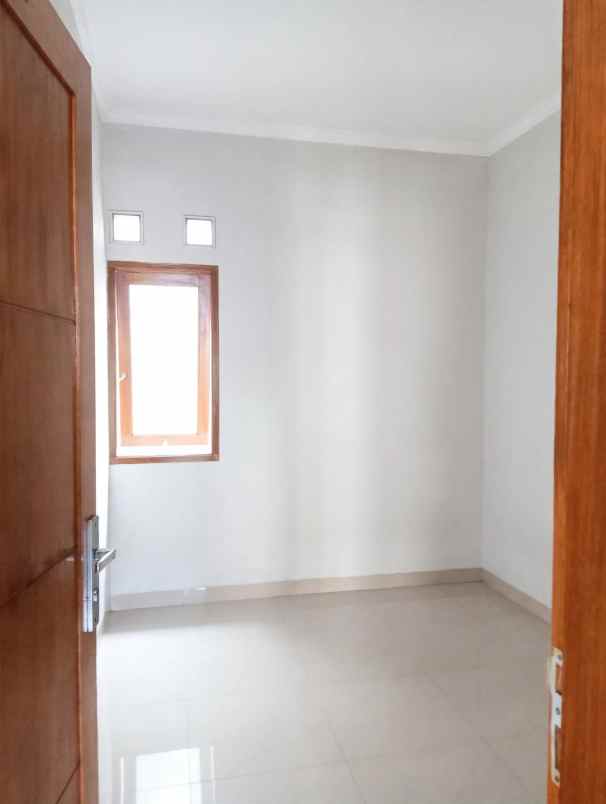 dijual rumah rangkapan jaya baru