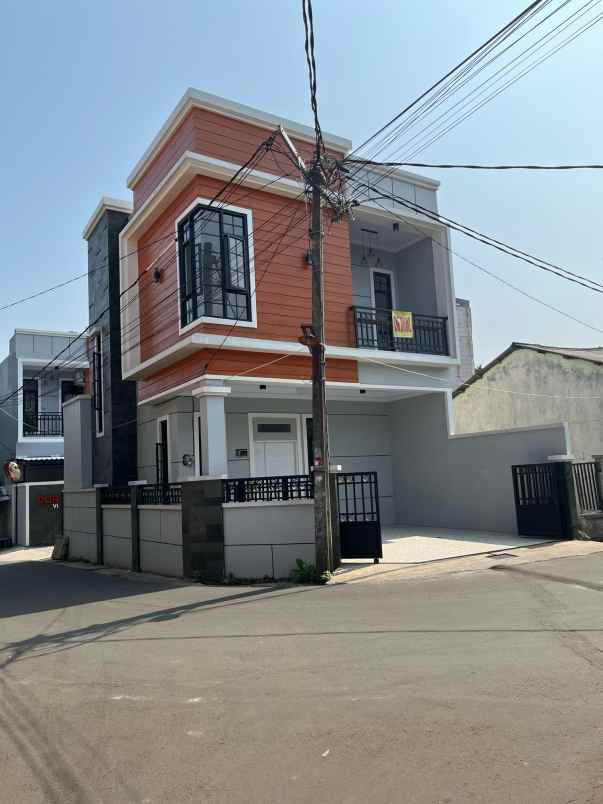 dijual rumah rangkapanjaya