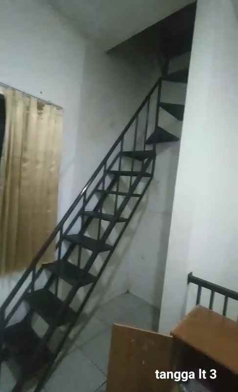 dijual rumah rempoa ciputat timur