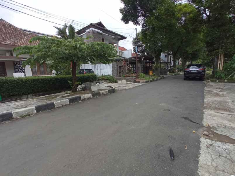 dijual rumah riau bengawan taman