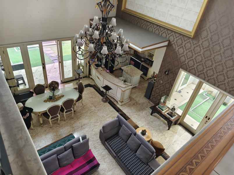 dijual rumah rumah pulomas barat