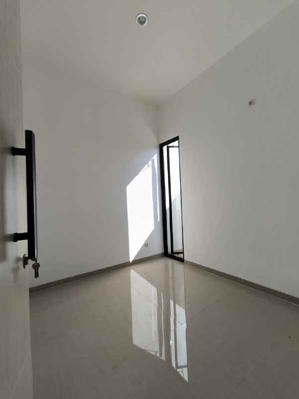 dijual rumah rungkut surabaya