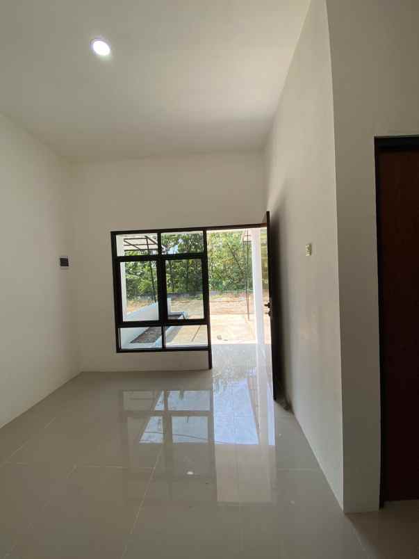 dijual rumah sasak panjang tajurhalang