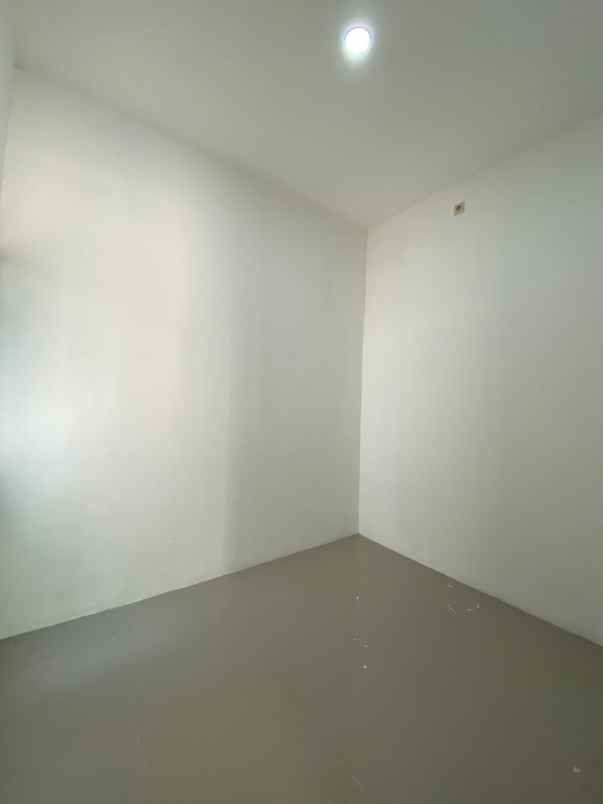 dijual rumah sasak panjang tajurhalang