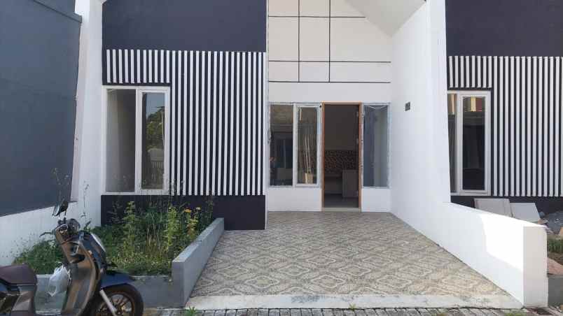 dijual rumah sawojajar