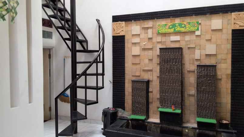 dijual rumah semi furnish di legenda wisata cibubur