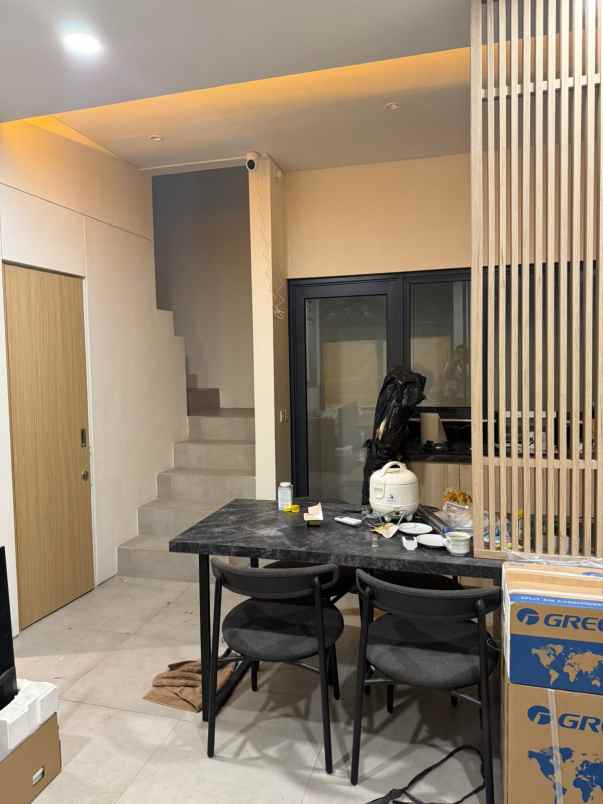 dijual rumah serpong tangerang selatan