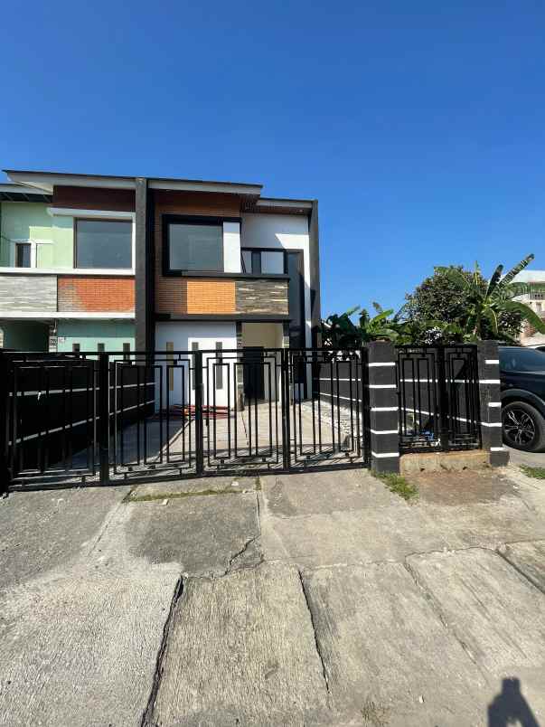 dijual rumah siap huni di palebon majapahit semarang