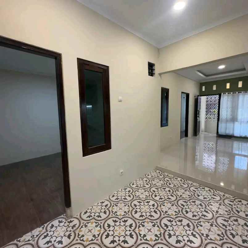 dijual rumah sleman