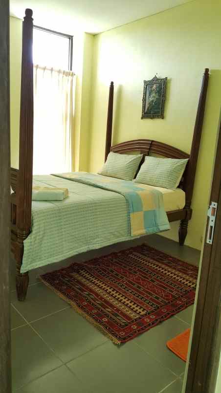 dijual rumah strategis asri indah di kota bandung