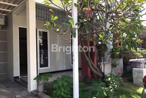 dijual rumah sukolilo dian regency