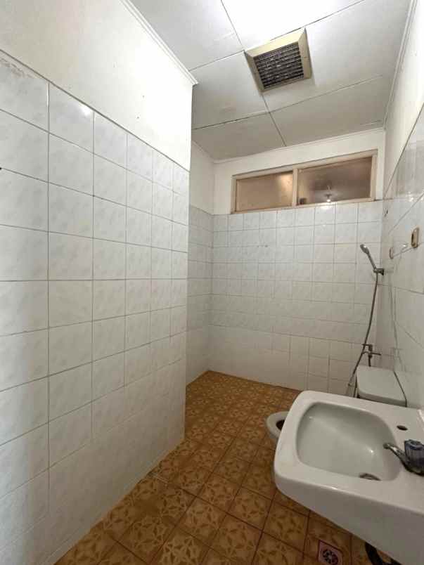 dijual rumah taman modern cakung