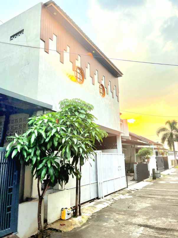 dijual rumah taman persada rancabolang