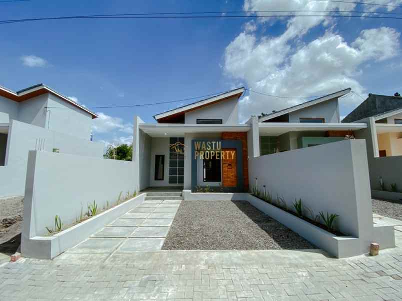 dijual rumah tamanmartani kec kalasan