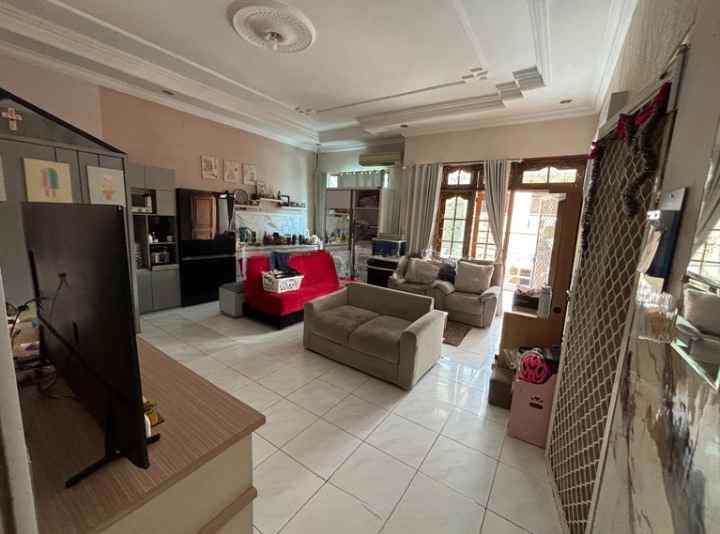 dijual rumah tanjung sari baru