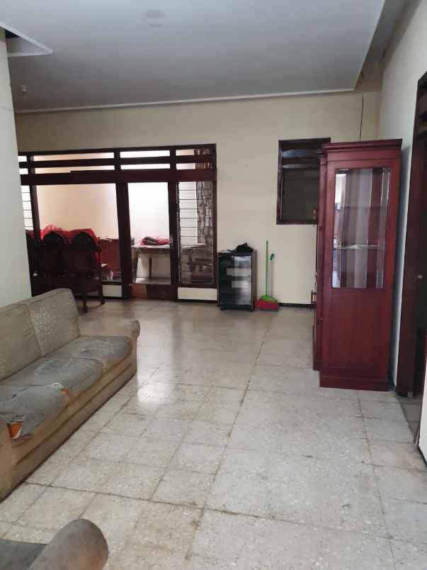 dijual rumah tebet timur
