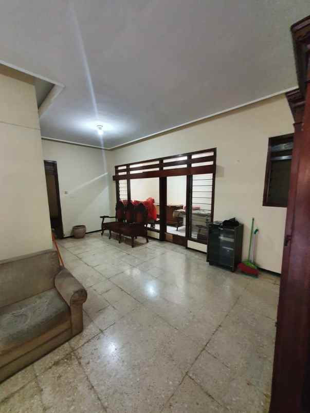 dijual rumah tebet timur