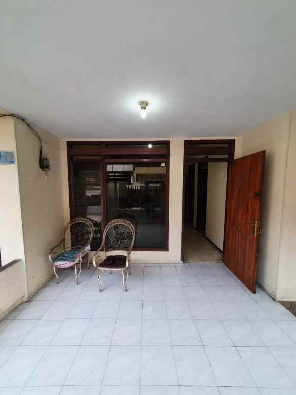 dijual rumah tebet timur