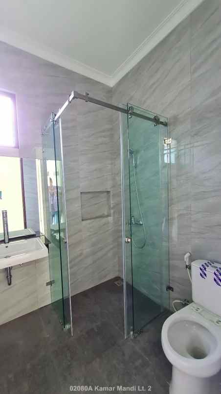 dijual rumah the icon bsd