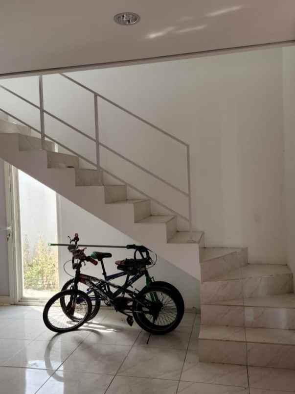 dijual rumah ungaran