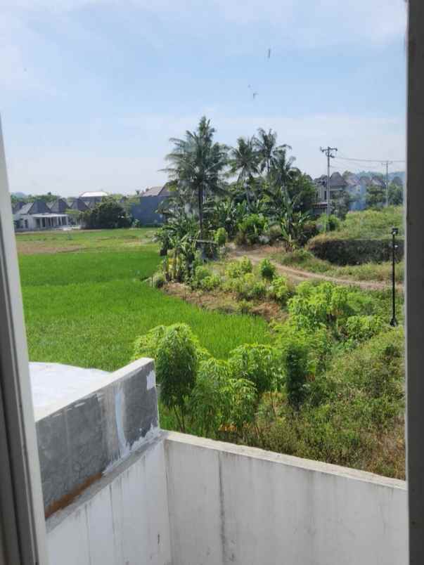 dijual rumah ungaran