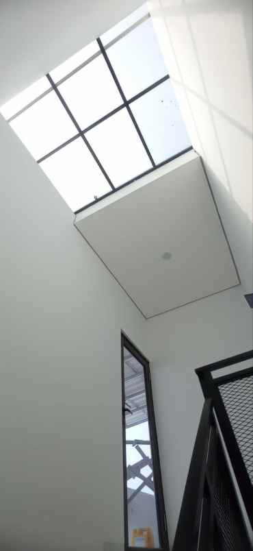 dijual rumah utan kayu