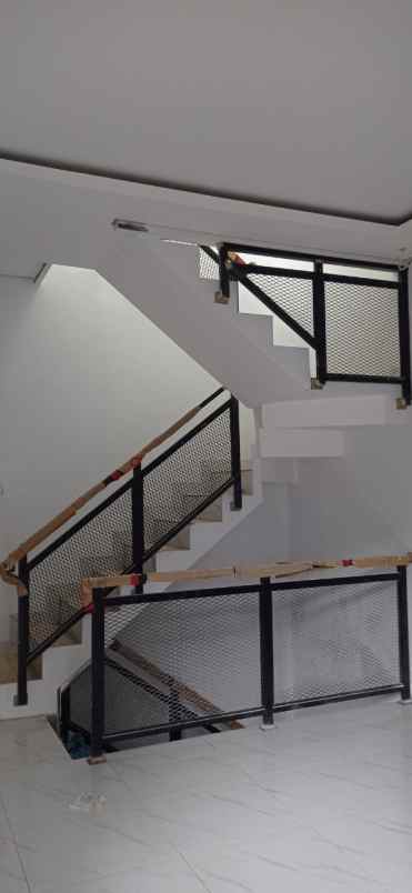 dijual rumah utan kayu utara matraman