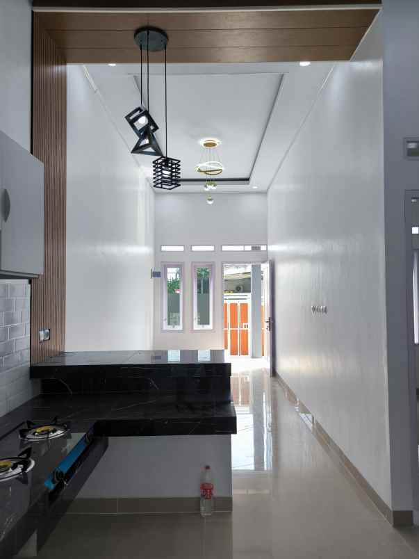 dijual rumah villa gading harapan bekasi