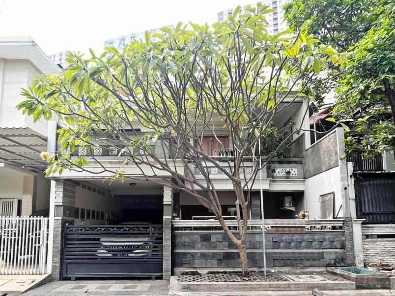 dijual rumah villa kalijudan