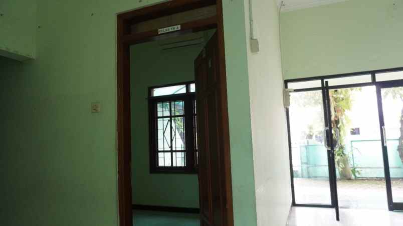 dijual rumah villa seturan indah