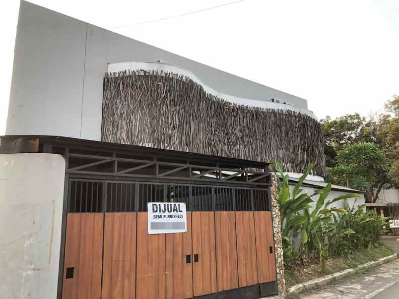 dijual rumah villasa townhouse setu kec