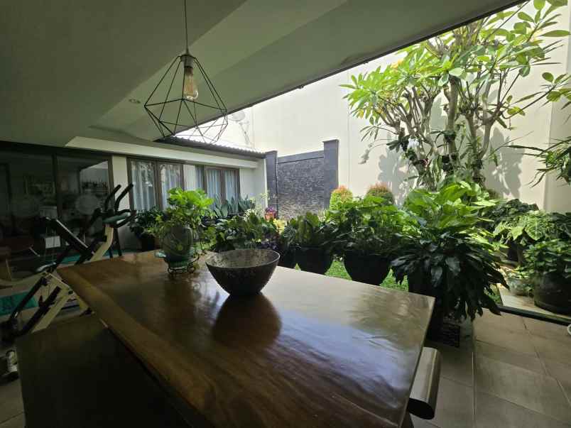 dijual rumah virginia lagoon