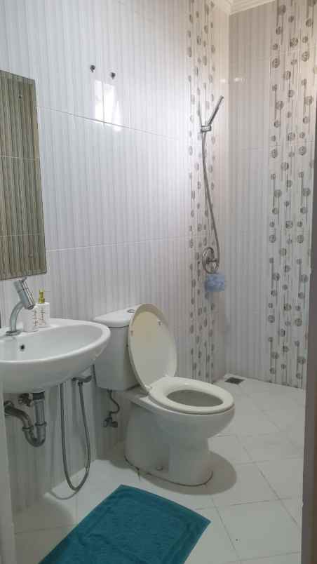 dijual rumah water spring boulevard