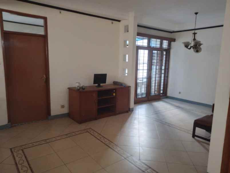 dijual rumah wijaya kusuma duren sawit