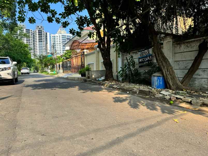 dijual tanah ancol barat