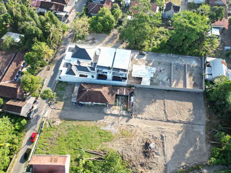 dijual tanah karanganyar utara sd model