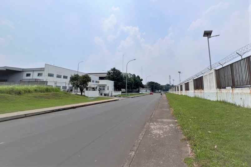 dijual tanah kawasan industri mm2100