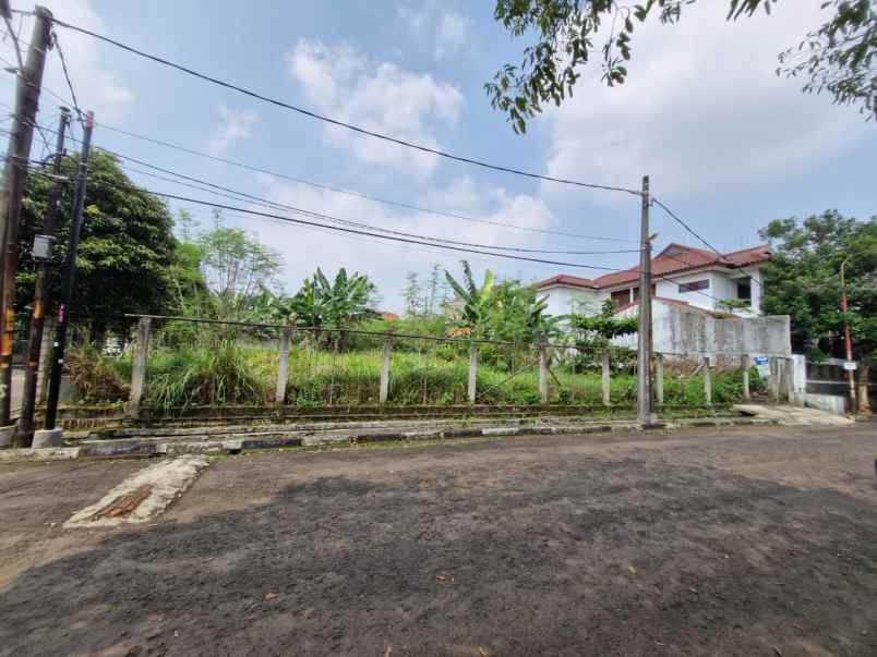 dijual tanah komplek bulog jatimelati