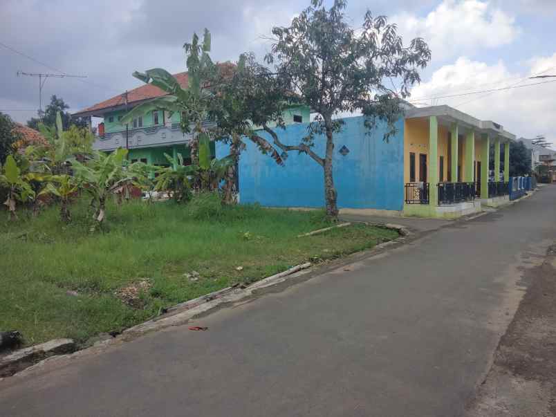 dijual tanah strategis pinggir jl di kota kuningan