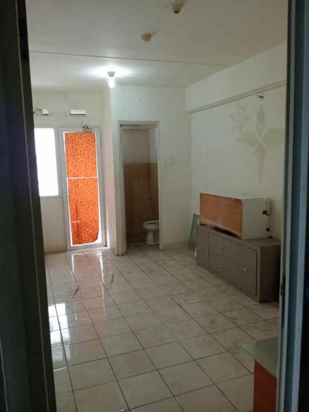 dijual unit green pramuka city studio kosongan