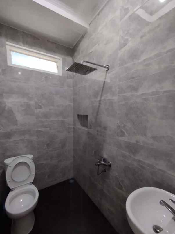 dijual villa di kota batu malang