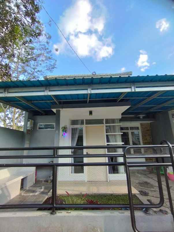 dijual villa di kota batu malang