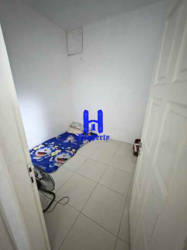 dijual villa komplek cemara asri jalan