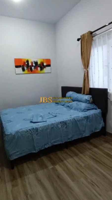 dijual villa komplek eiffel of