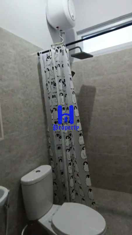 dijual villa komplek eiffel of