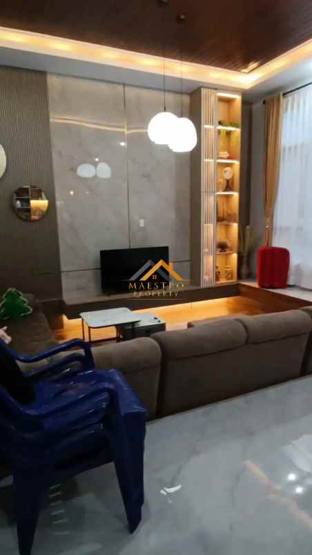 dijual villa komplek eiffel of brastagi