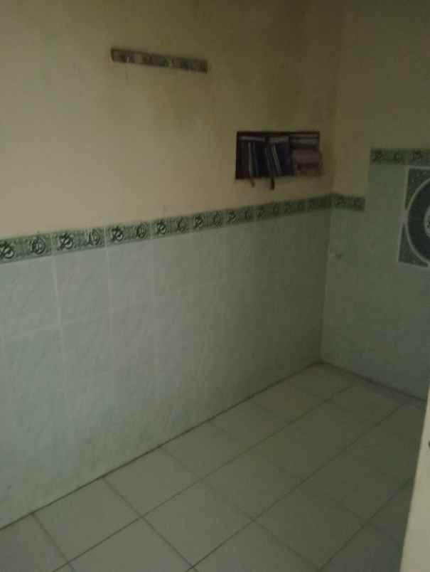 dikontrakan rumah diperum lokasi strategis